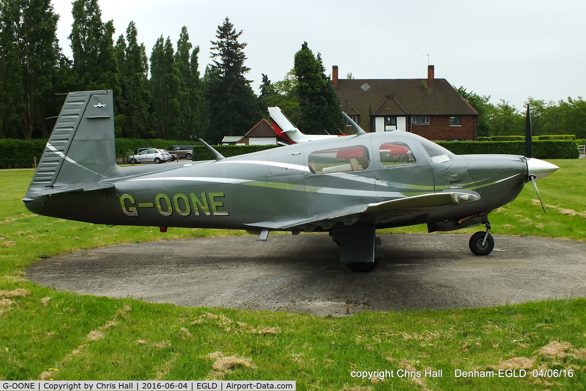 G-OONE, 1987 Mooney M20J 201 C/N 24-3039, at Denham