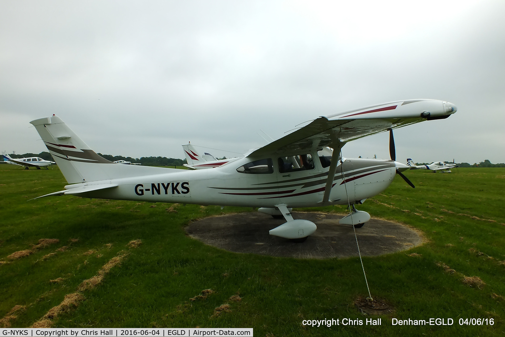 G-NYKS, 2005 Cessna 182T Skylane Skylane C/N 182-81607, at Denham