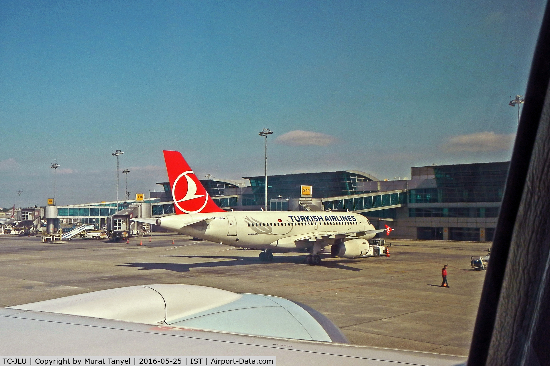 TC-JLU, 2011 Airbus A319-132 C/N 4695, Pushing off from gate at Atatürk International