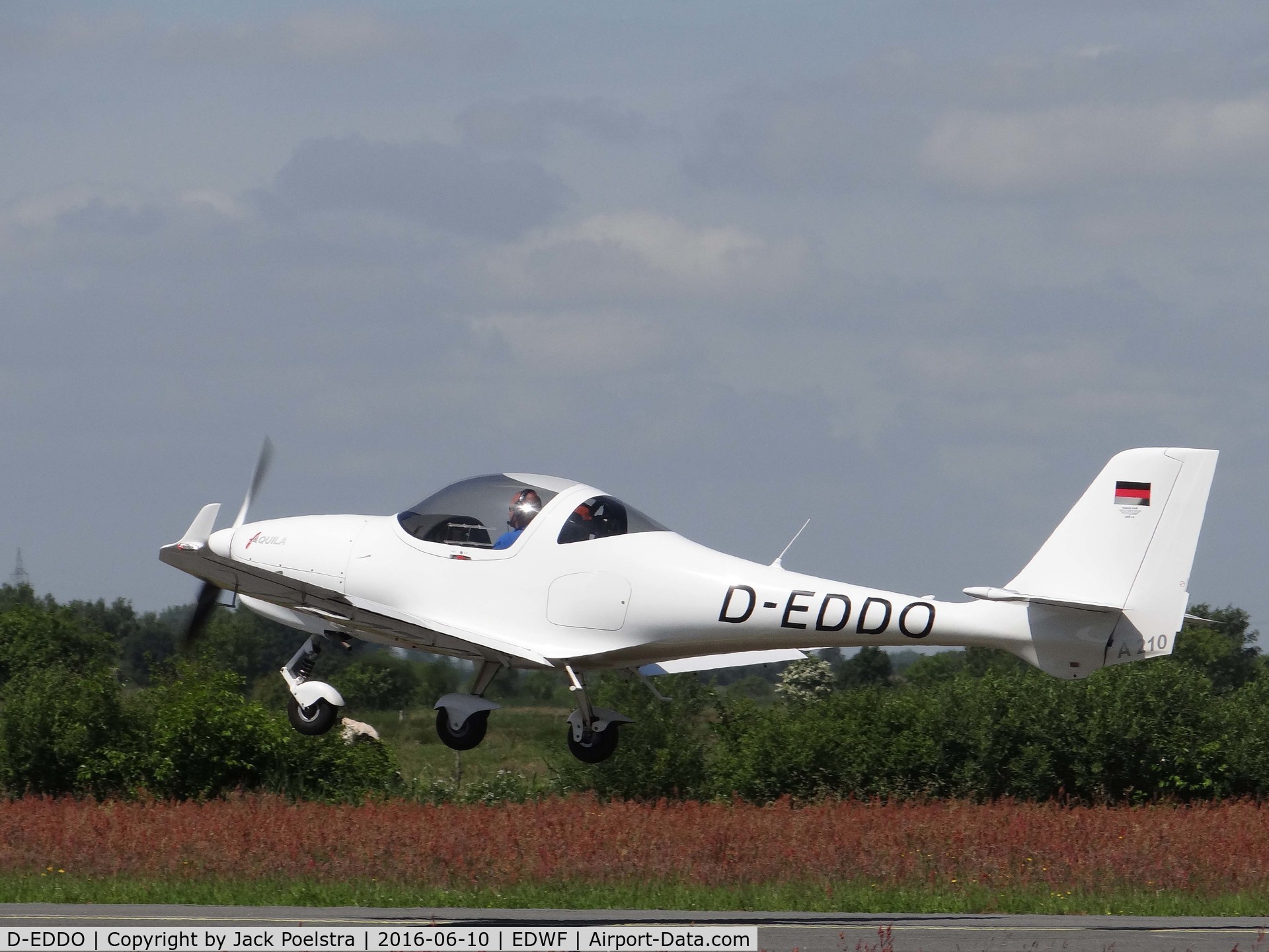 D-EDDO, 2012 Aquila A210 (AT01) C/N AT01-241, D-EDDO at Leer airport