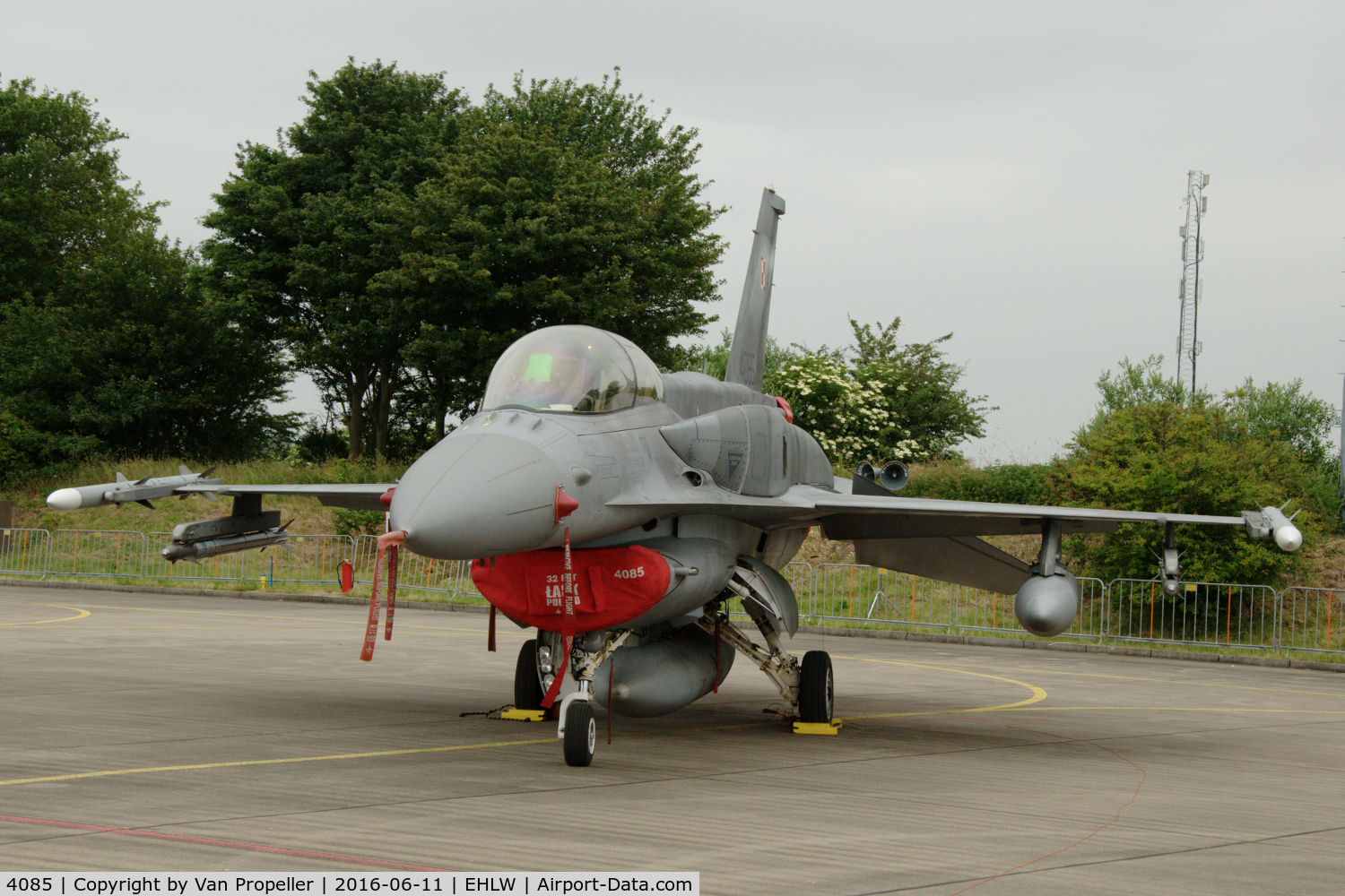 4085, Lockheed Martin F-16D Fighting Falcon C/N JD-10, General Dynamics F-16D-52CF of the Polish Air Force at the 2016 open days of the Royal Netherlands Air Force at Leeuwarden Air Base