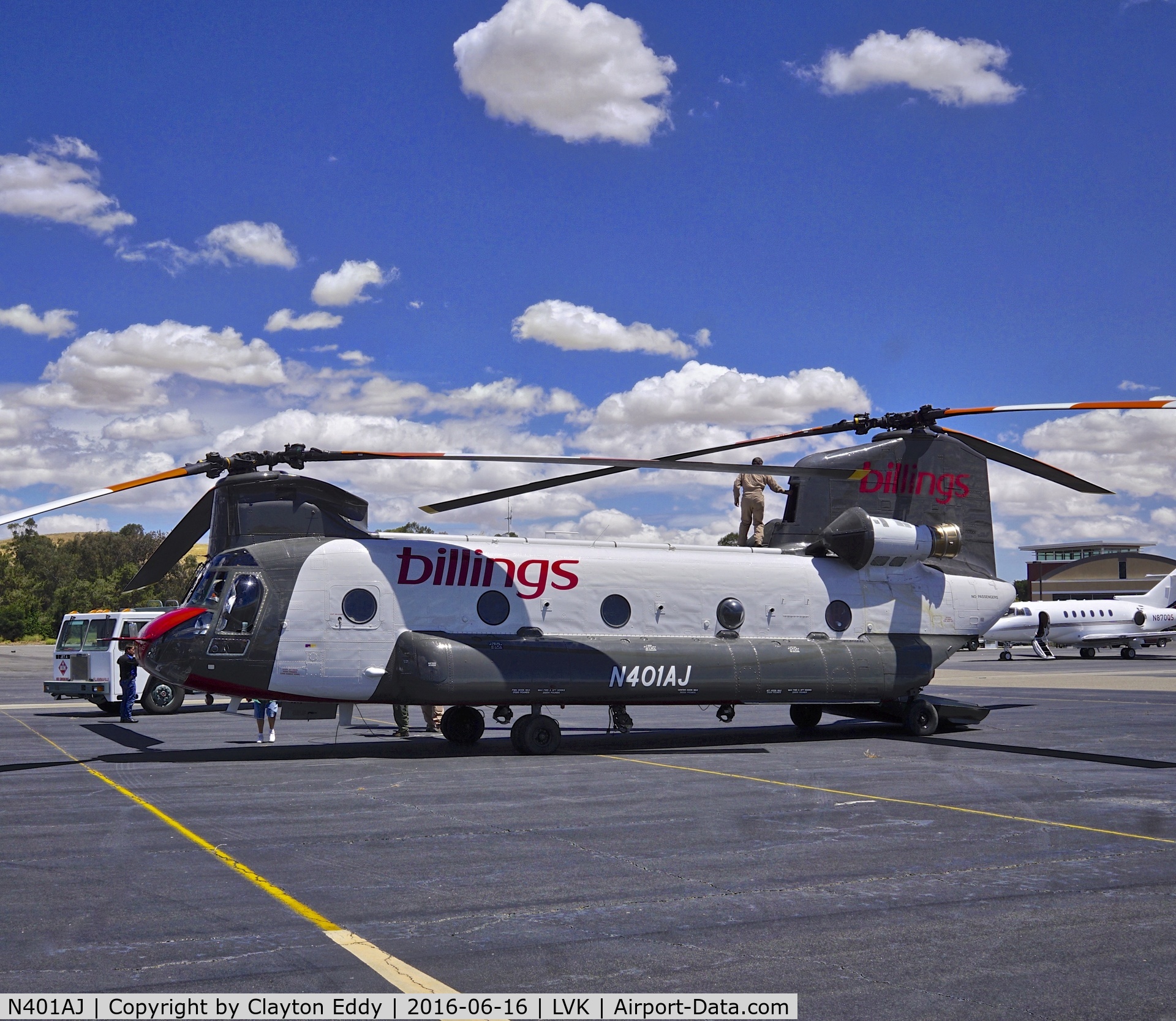 N401AJ, Boeing CH-47D C/N N401AJ, Chinook parked at Livermore Airport.