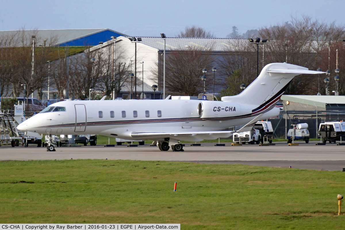 CS-CHA, 2014 Bombardier Challenger 350 (BD-100-1A10) C/N 20544, Bombardier Challenger 350 [20544] (NetJets Europe) Inverness~G 23/01/2016