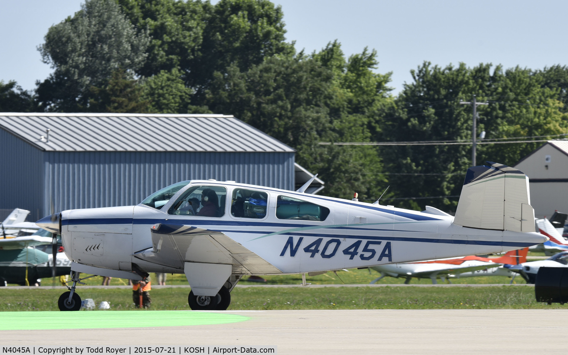N4045A, 1970 Beech V35B Bonanza C/N D-9104, Airventure 2015