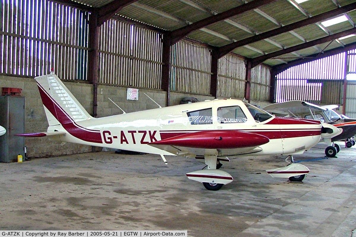 G-ATZK, 1966 Piper PA-28-180 Cherokee C/N 28-3128, Piper PA-28-180 Cherokee C [28-3128] Oaksey Park~G 21/05/2005