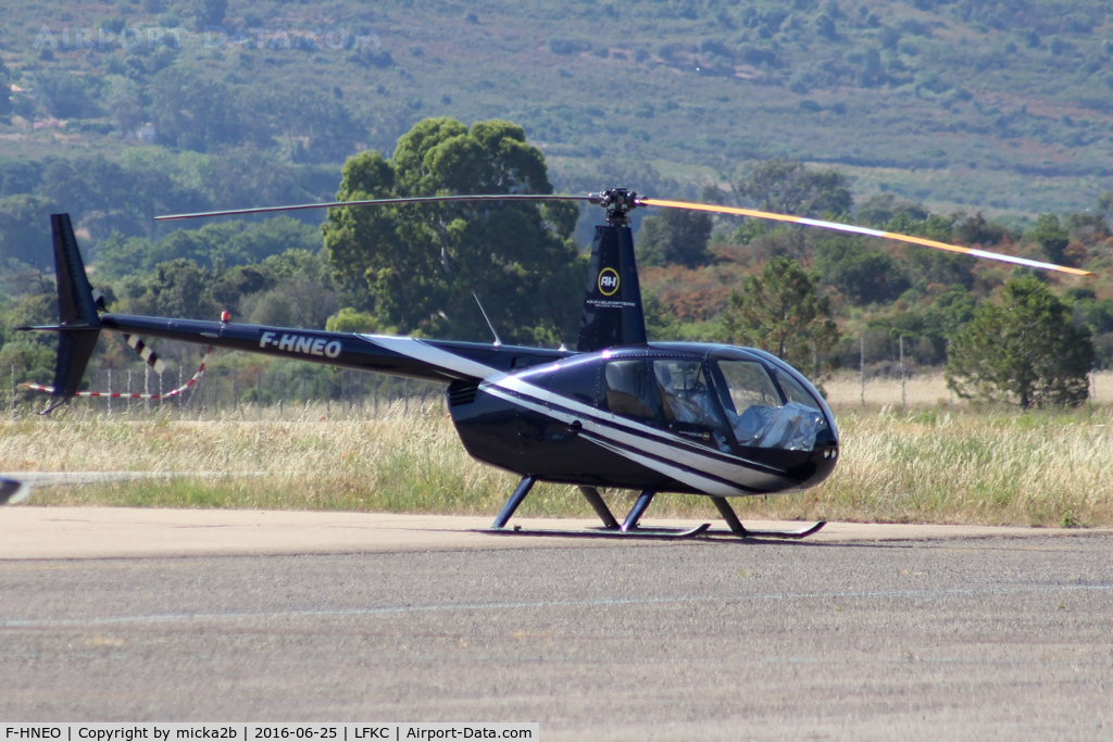 F-HNEO, Robinson R44 Raven II C/N 10583, Parked
