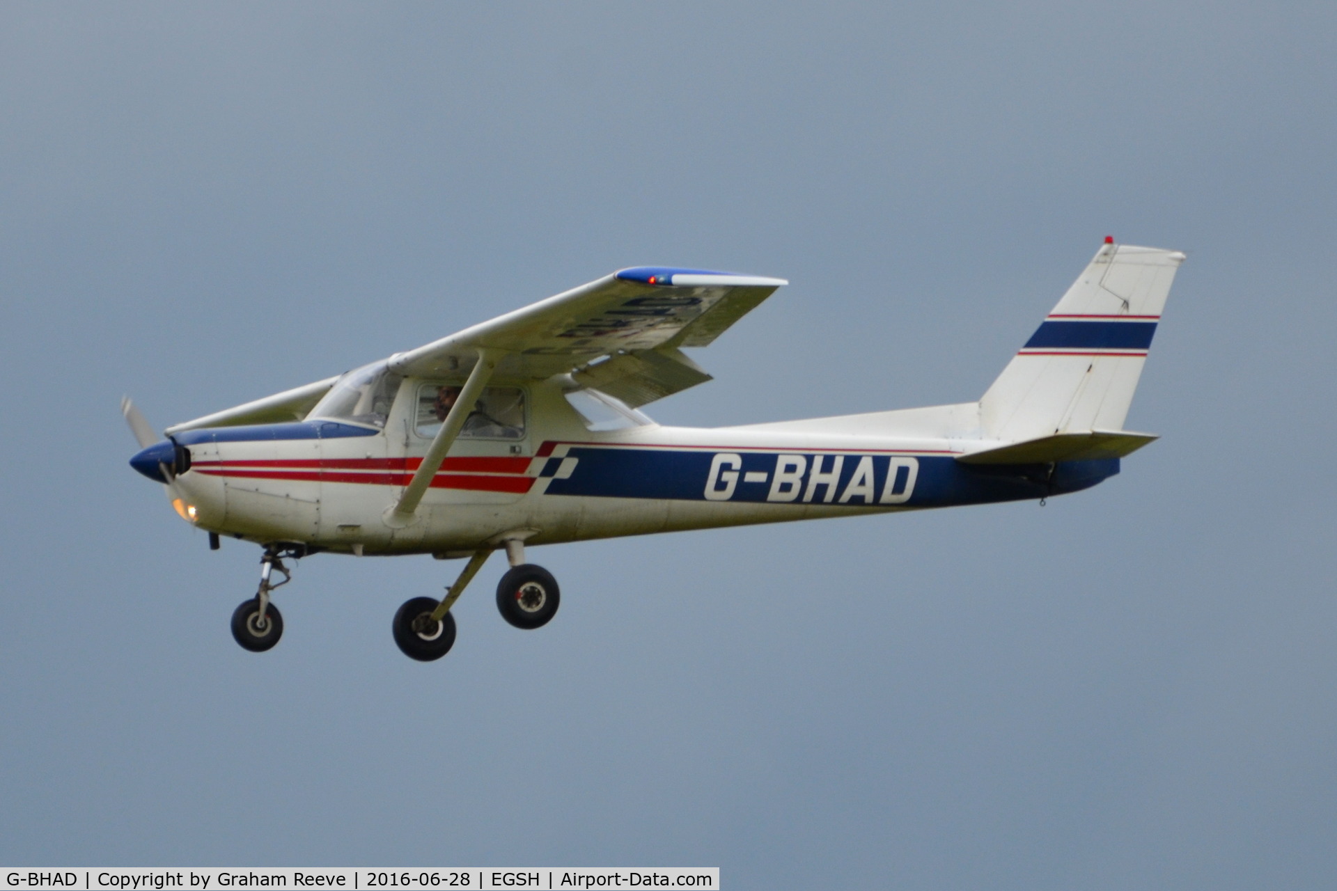 G-BHAD, 1978 Cessna A152 Aerobat C/N A152-0807, Landing at Norwich.