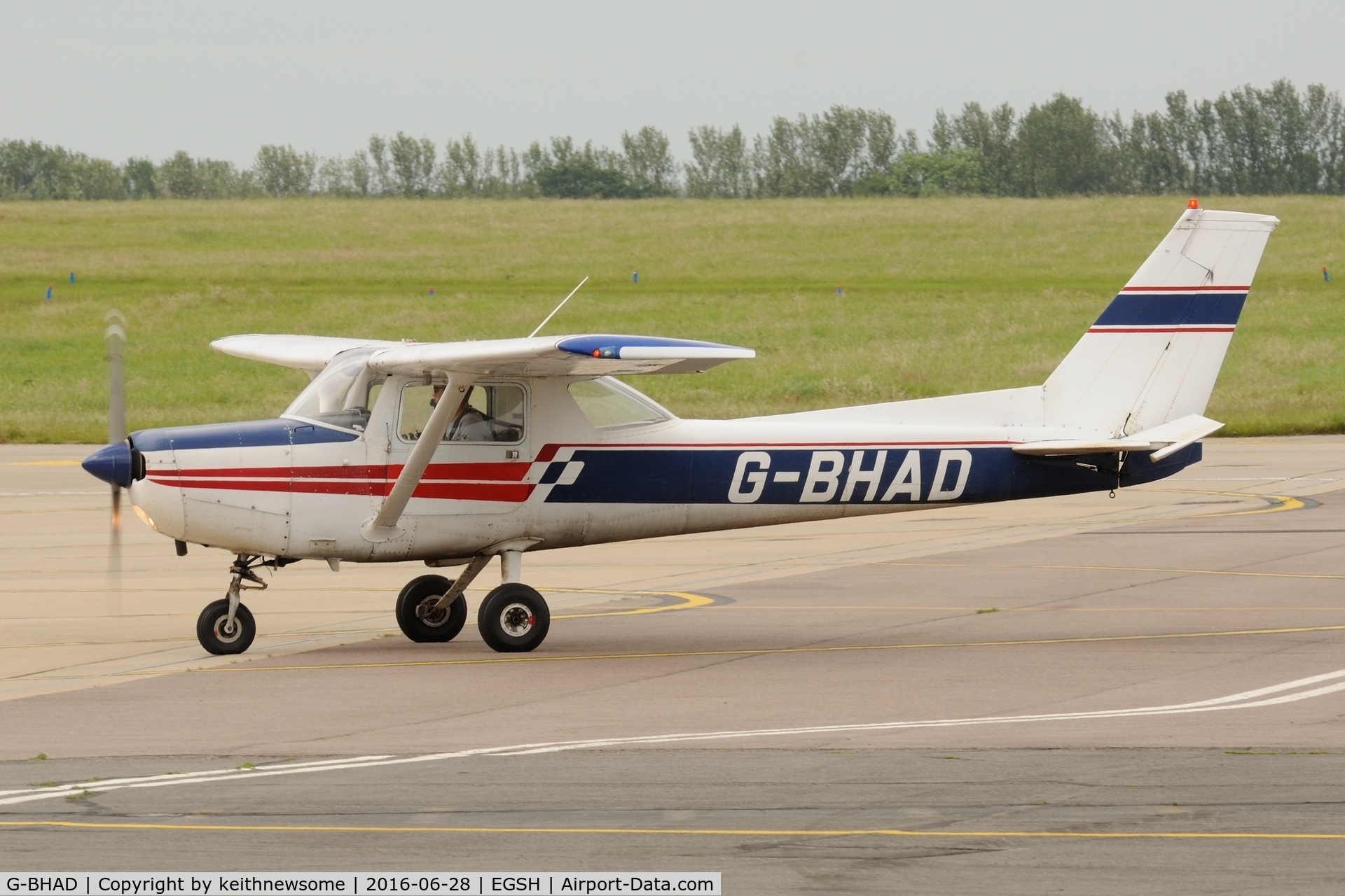 G-BHAD, 1978 Cessna A152 Aerobat C/N A152-0807, Nice Visitor.