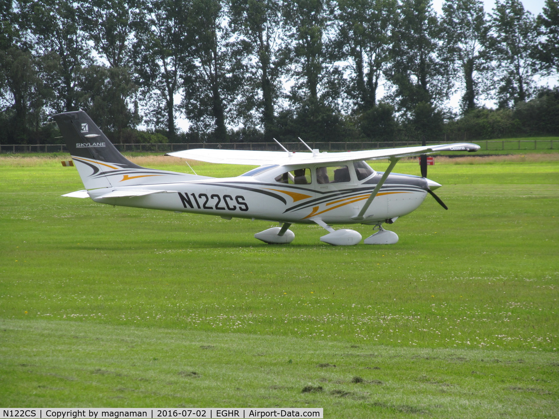 N122CS, 2015 Cessna 182T Skylane Skylane C/N 18282414, Cessna skyland (CS) at goodwood