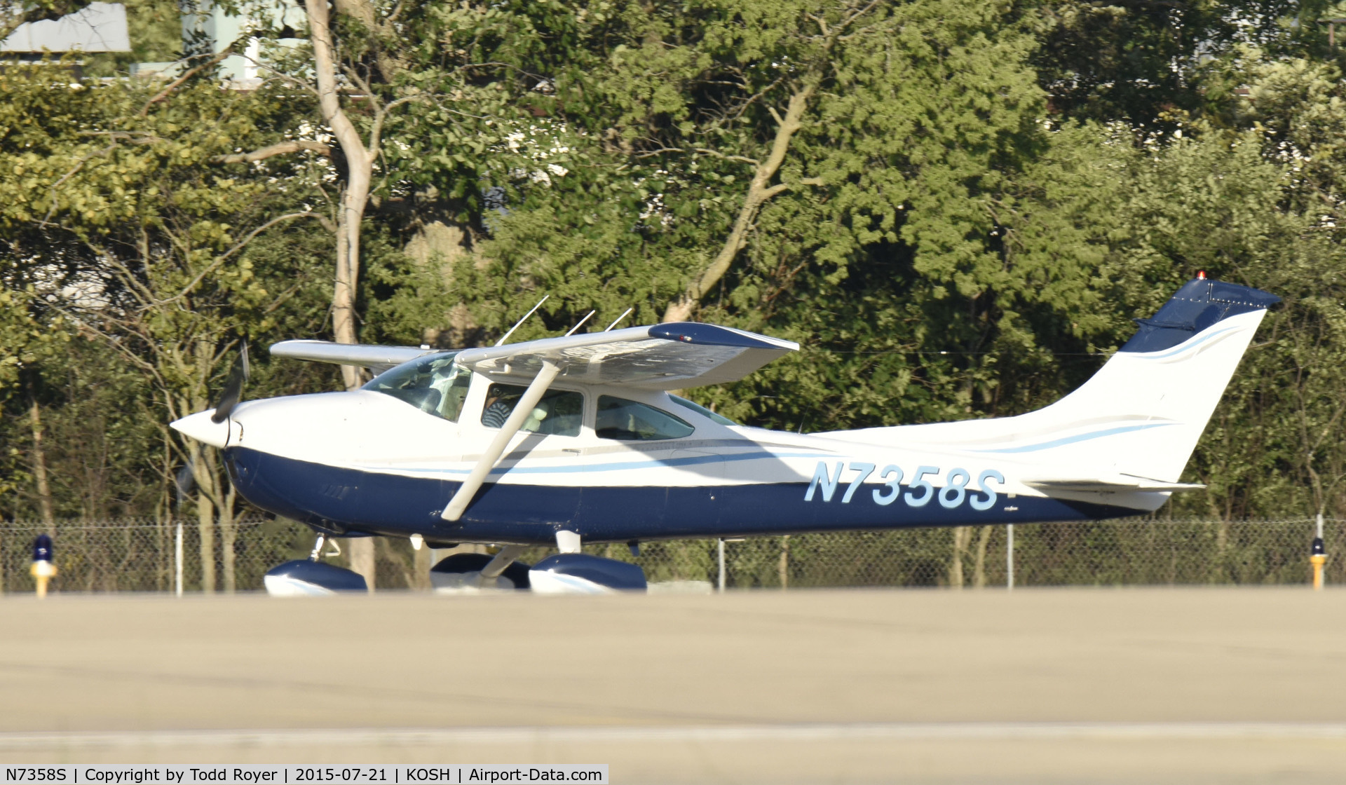 N7358S, 1976 Cessna 182P Skylane C/N 18265149, Airventure 2015