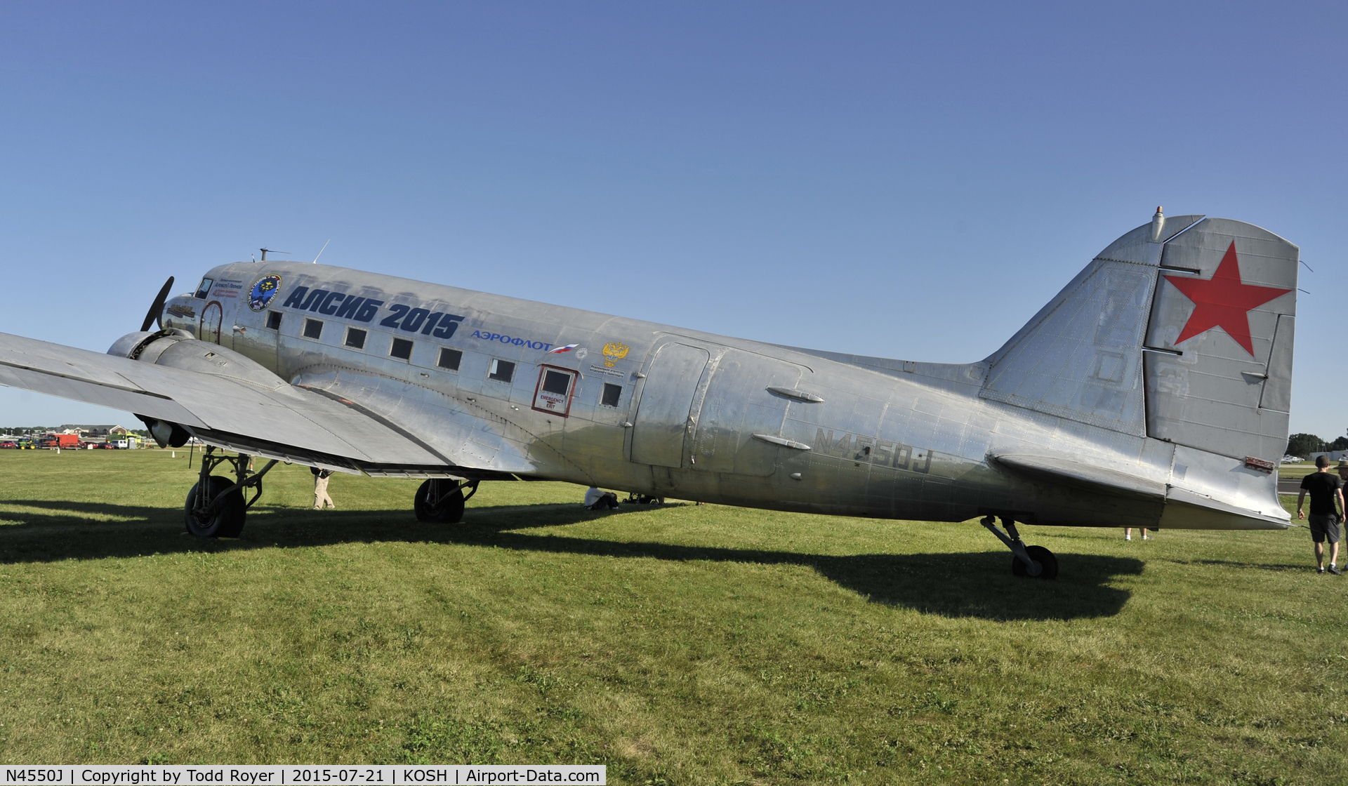 N4550J, 1942 Douglas DC3C-S4C4G C/N 6055, Airventure 2015
