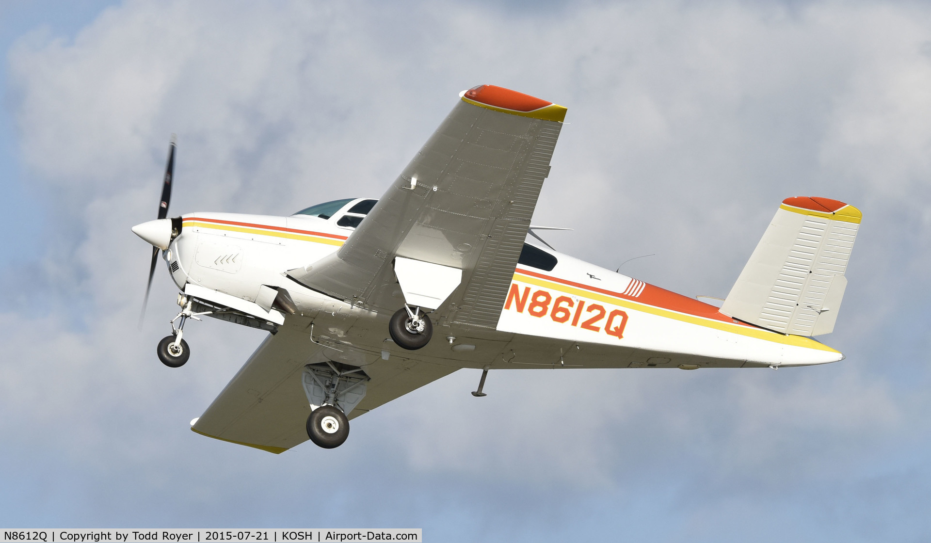 N8612Q, 1964 Beech S35 Bonanza C/N D-7638, Airventure 2015