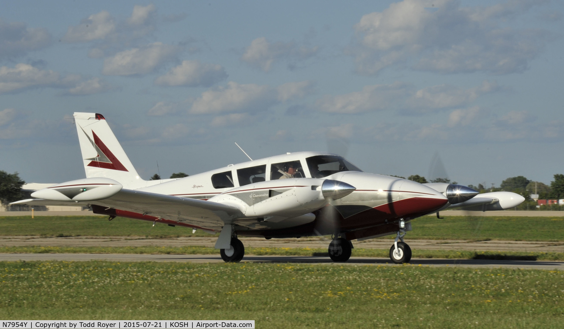 N7954Y, 1966 Piper PA-30-160 Twin Comanche Twin Comanche C/N 30-1050, Airventure 2015