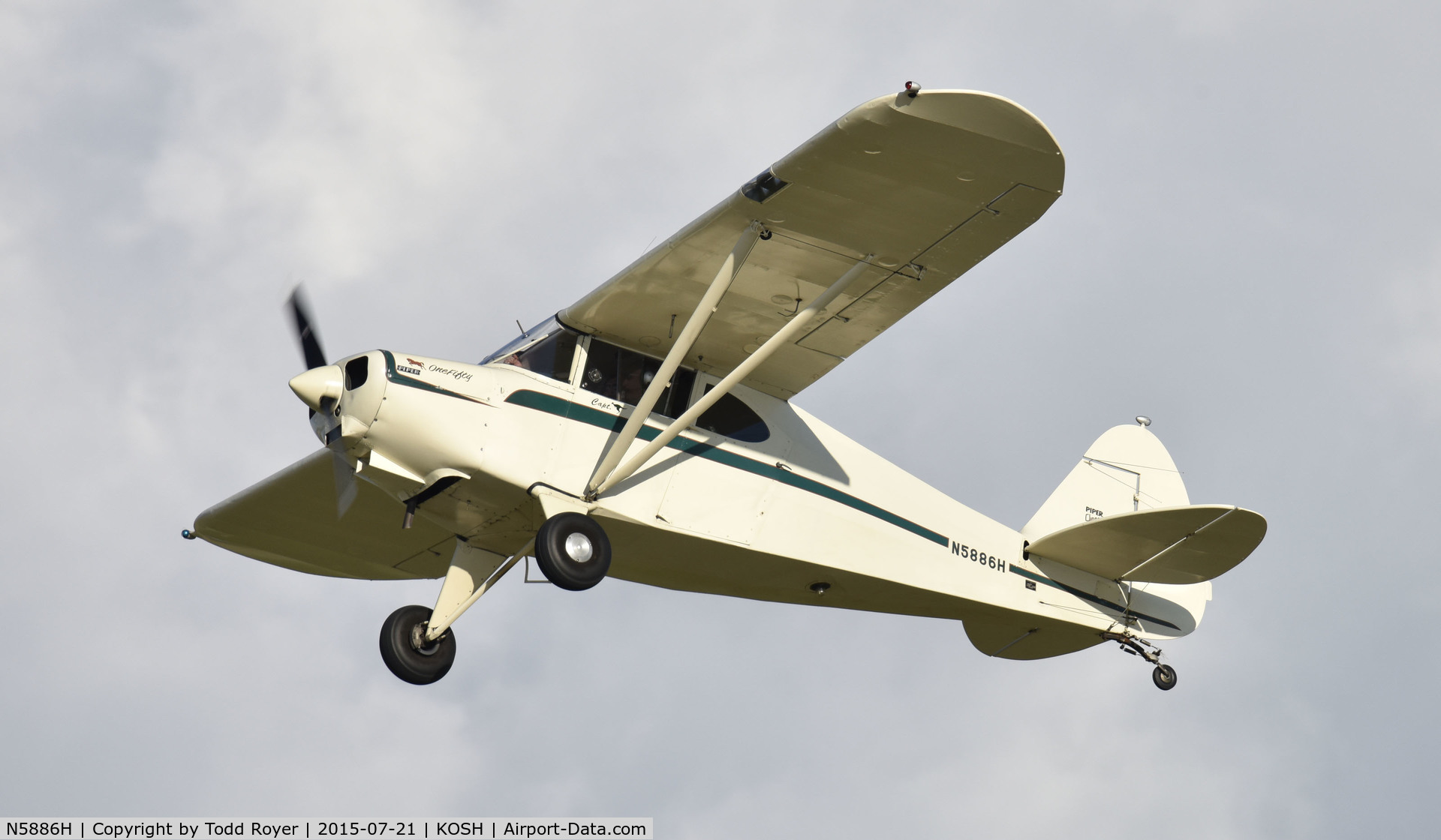N5886H, 1949 Piper PA-16 Clipper C/N 16-503, Airventure 2015