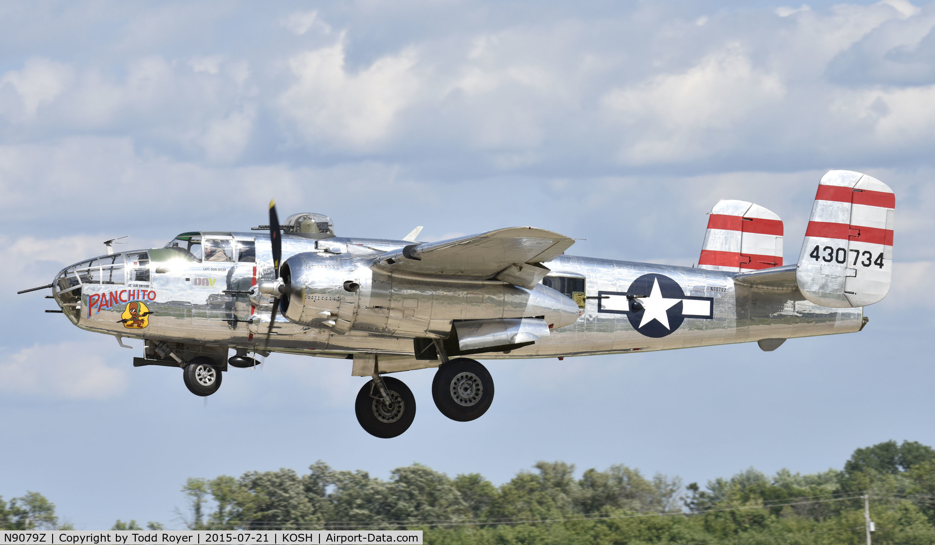 N9079Z, 1944 North American TB-25N Mitchell C/N 108-34009, Airventure 2015