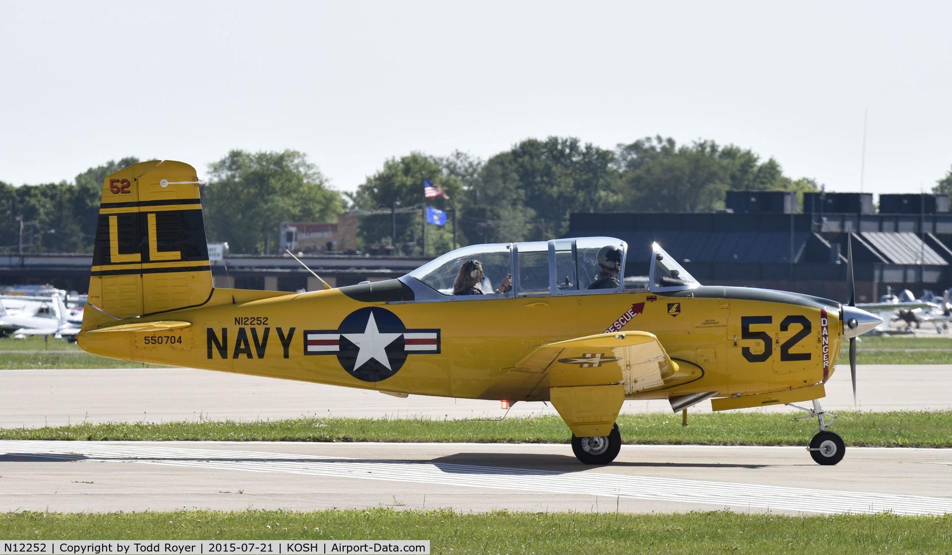 N12252, 1965 Beech A45 C/N G-704, Airventure 2015