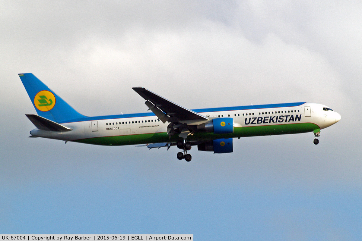 UK-67004, 2012 Boeing 767-33PER C/N 40536, Boeing 767-33PER [40536] (Uzbekistan Airways) Home~G 19/06/2015. On approach 27L.