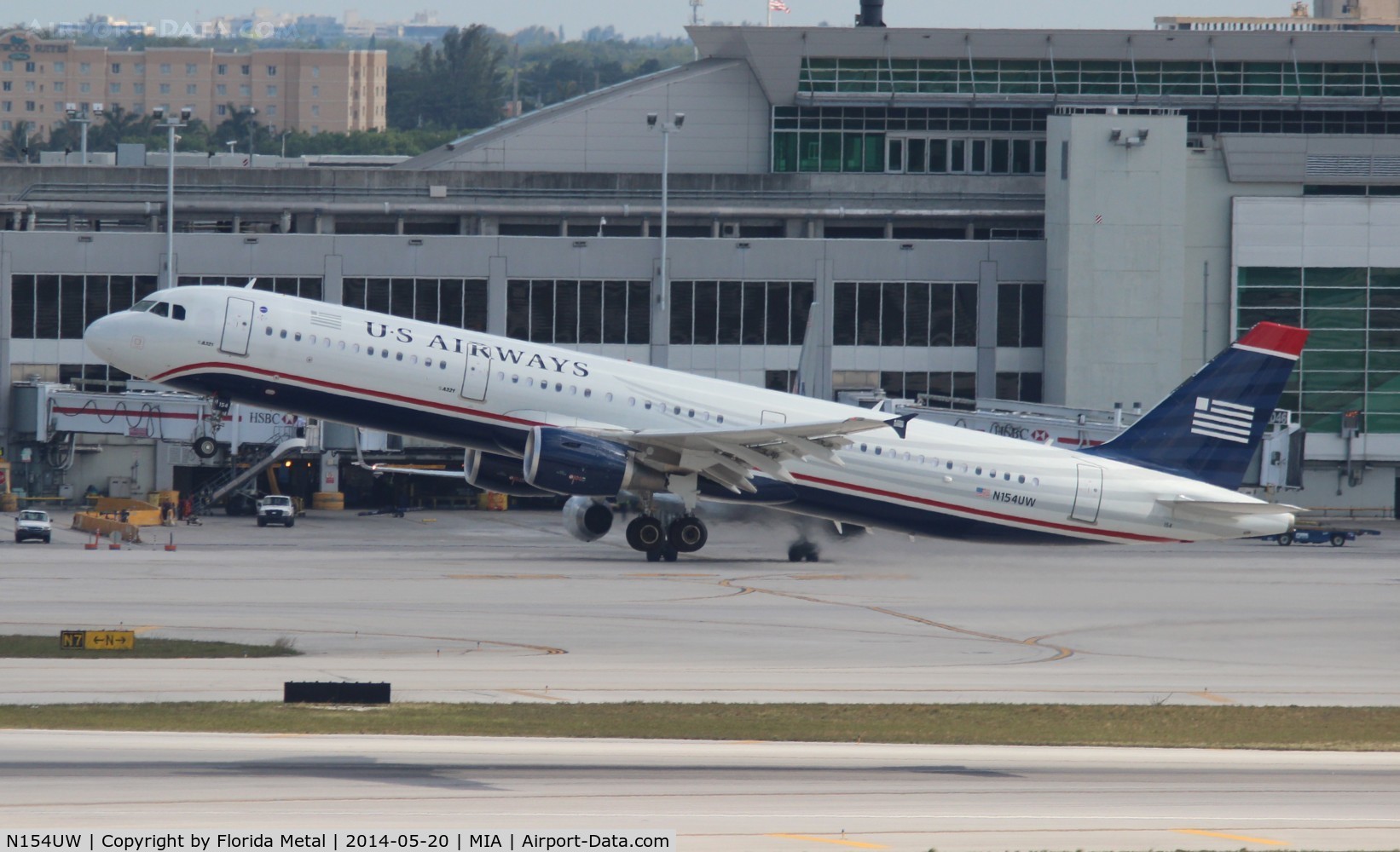 N154UW, 2013 Airbus A321-211 C/N 5644, USAirways