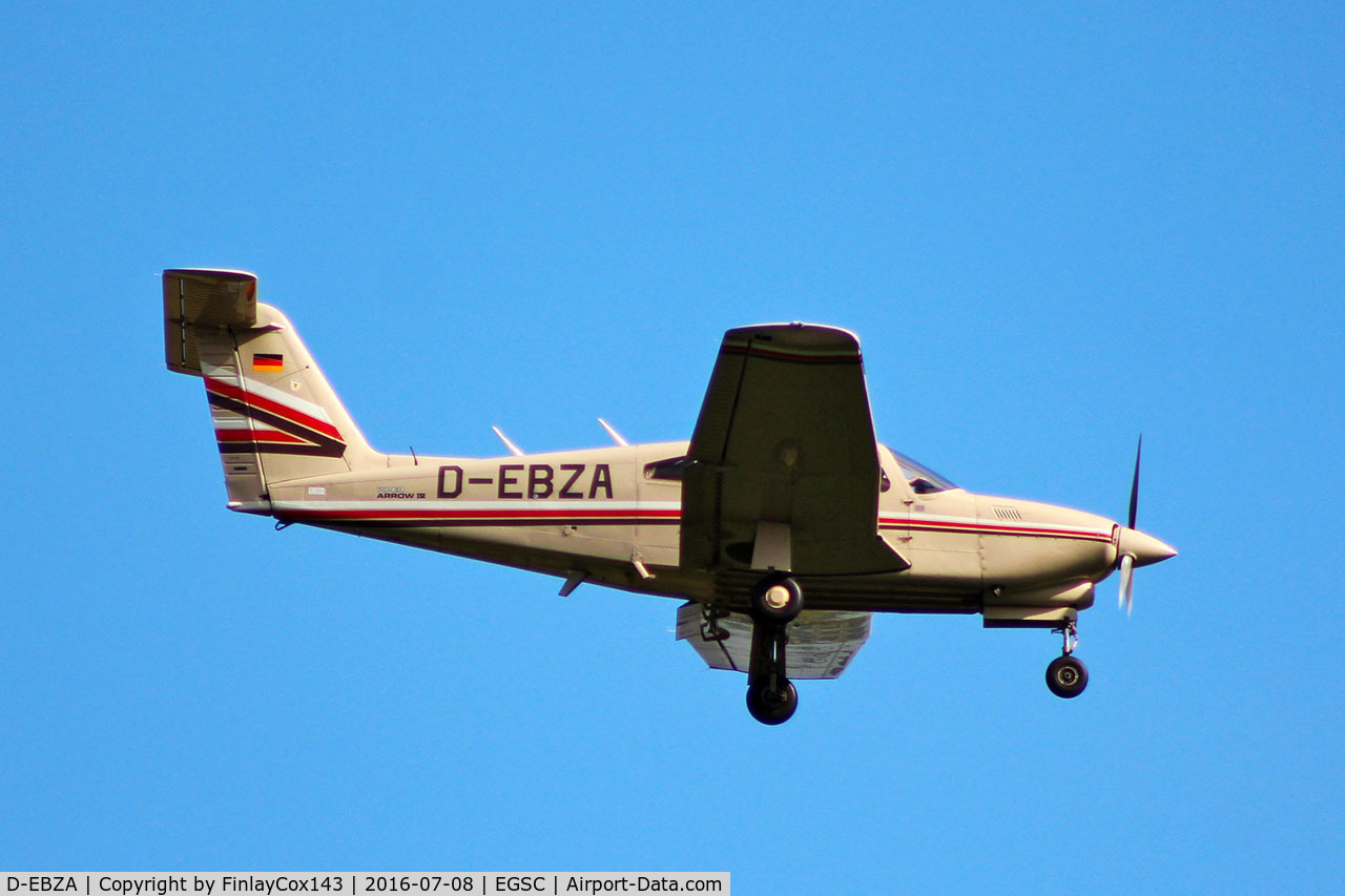 D-EBZA, Piper PA-28 Cherokee Arrow C/N 28R-8131160, Arriving at Cambridge (CBG)