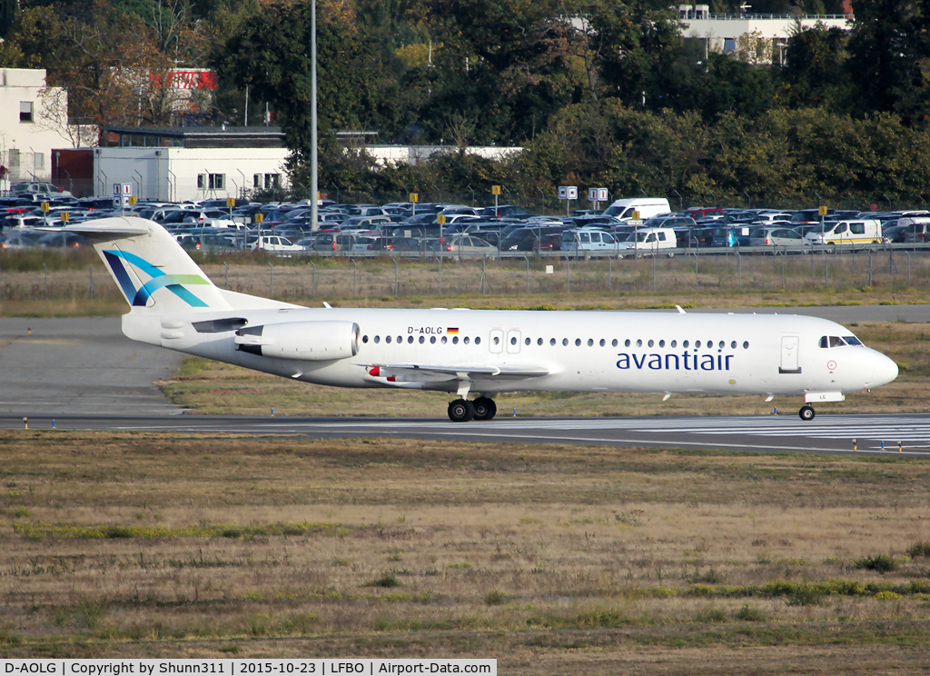 D-AOLG, 1993 Fokker 100 (F-28-0100) C/N 11452, Lining up rwy 14L for departure...