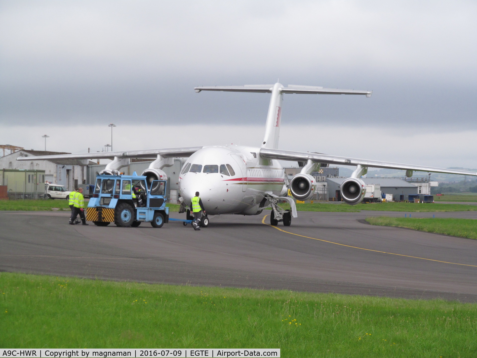 A9C-HWR, 1997 British Aerospace Avro 146-RJ85 C/N E.2306, push back