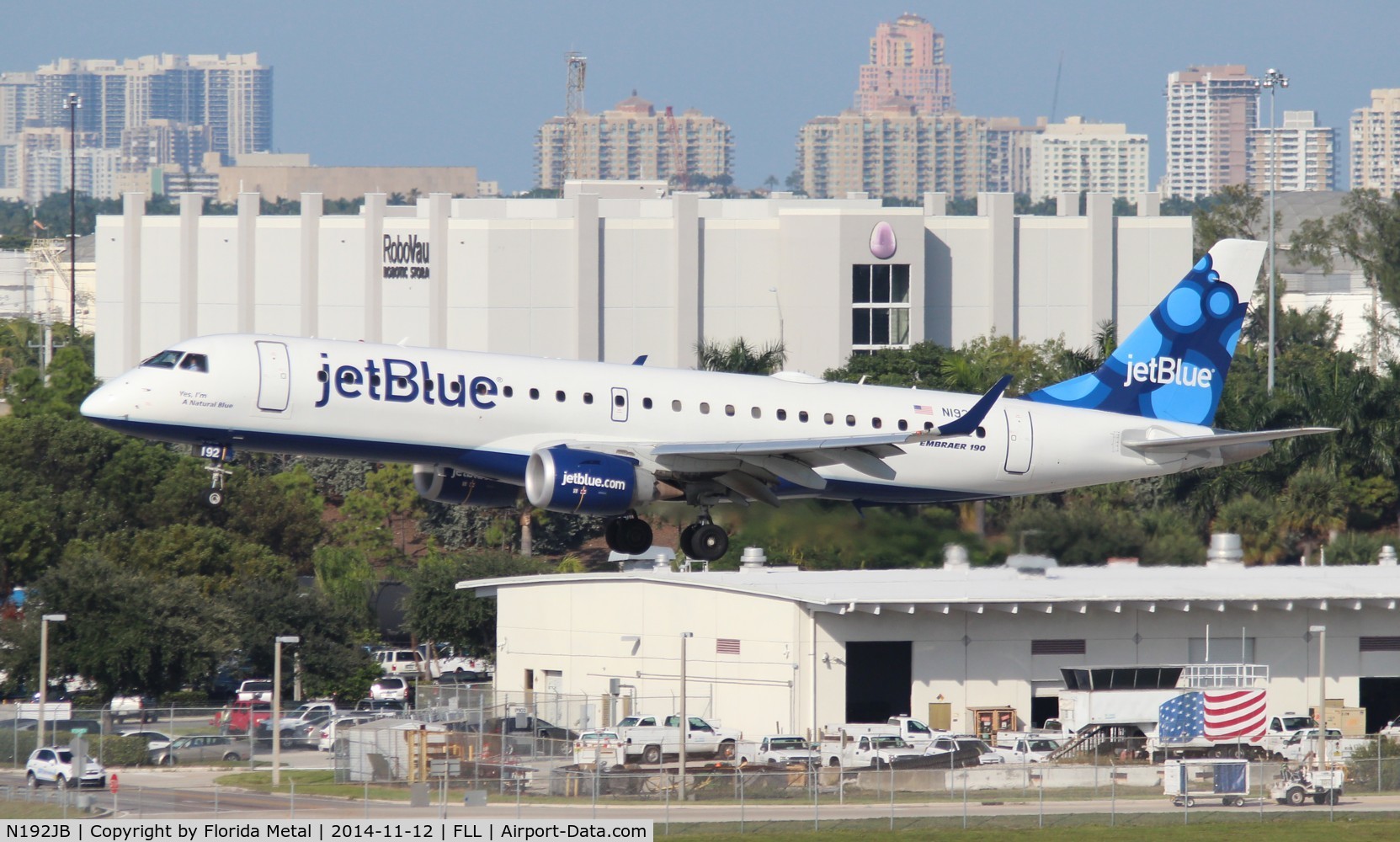 N192JB, 2005 Embraer 190AR (ERJ-190-100IGW) C/N 19000014, Jet Blue