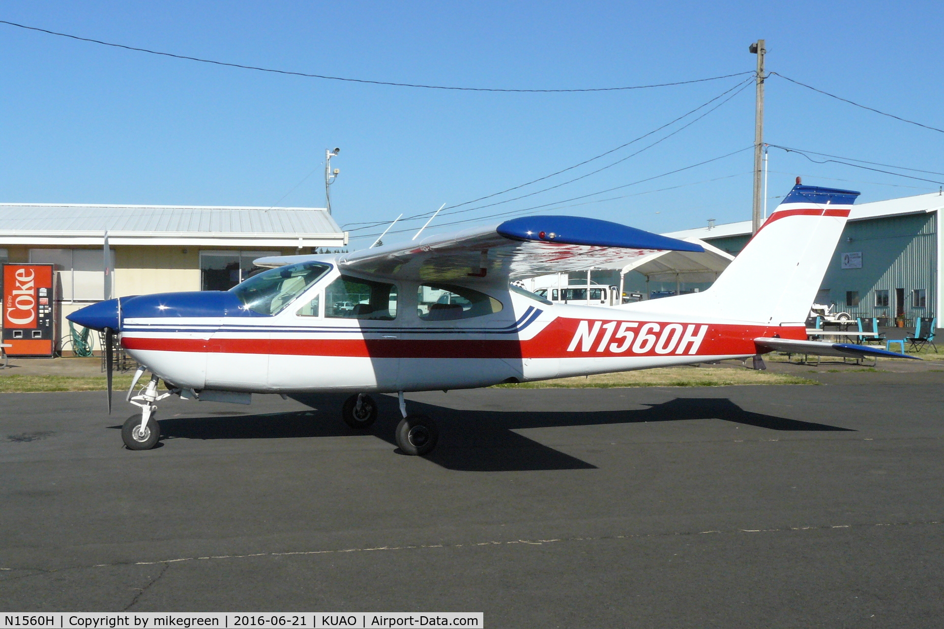 N1560H, 1975 Cessna 177RG Cardinal C/N 177RG0734, N1560H
