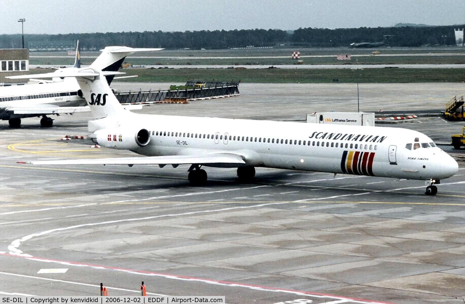SE-DIL, 1989 McDonnell Douglas MD-82 (DC-9-82) C/N 49913, Scandinavian Airline System