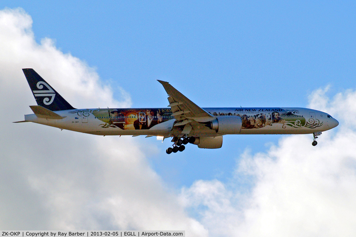 ZK-OKP, 2011 Boeing 777-306/ER C/N 39041, Boeing 777-319ER [39041] (Air New Zealand) Home~G 05/02/2013. On approach 27L.