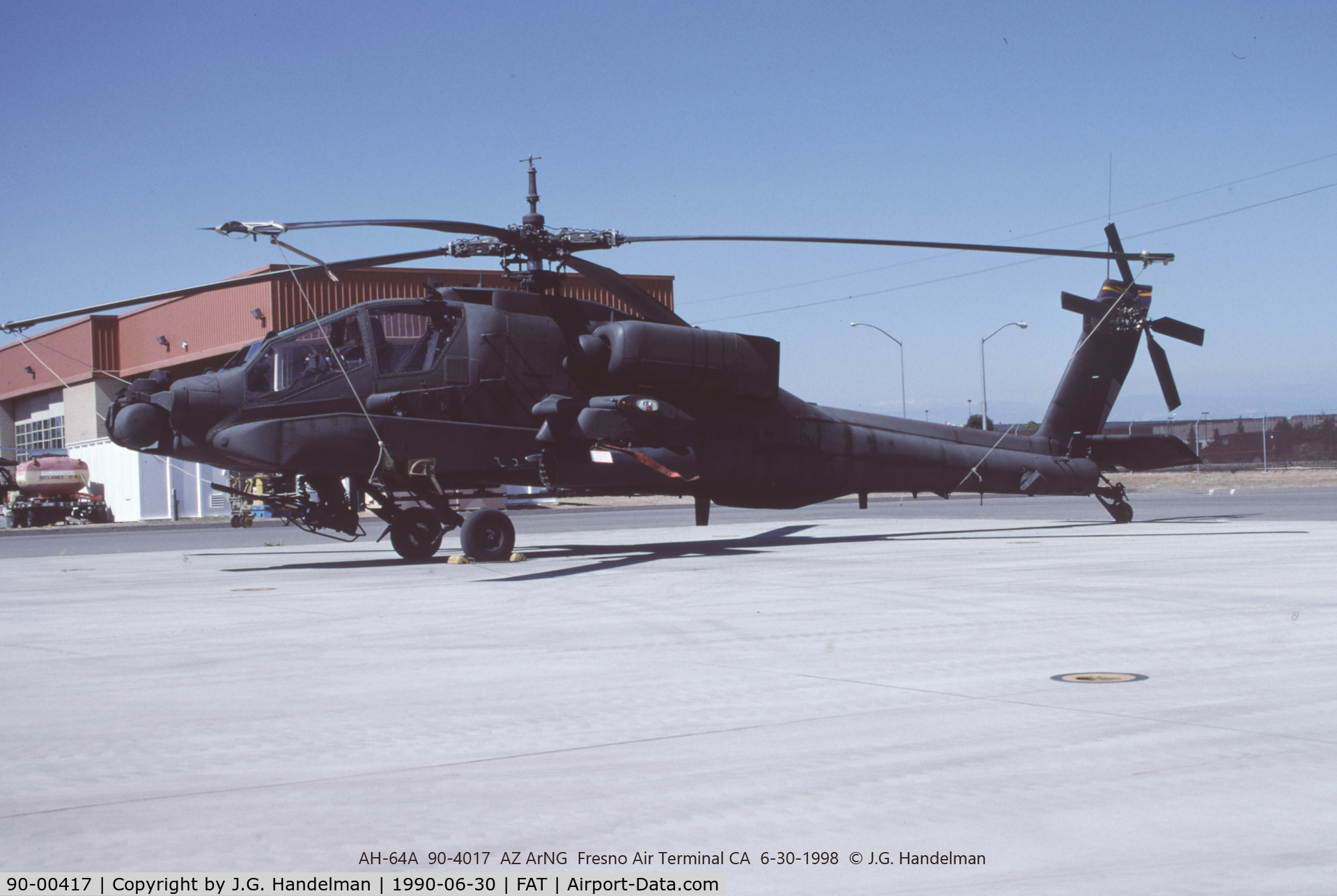90-00417, McDonnell Douglas AH-64A Apache C/N PV744, At Fresno Air Terminal.