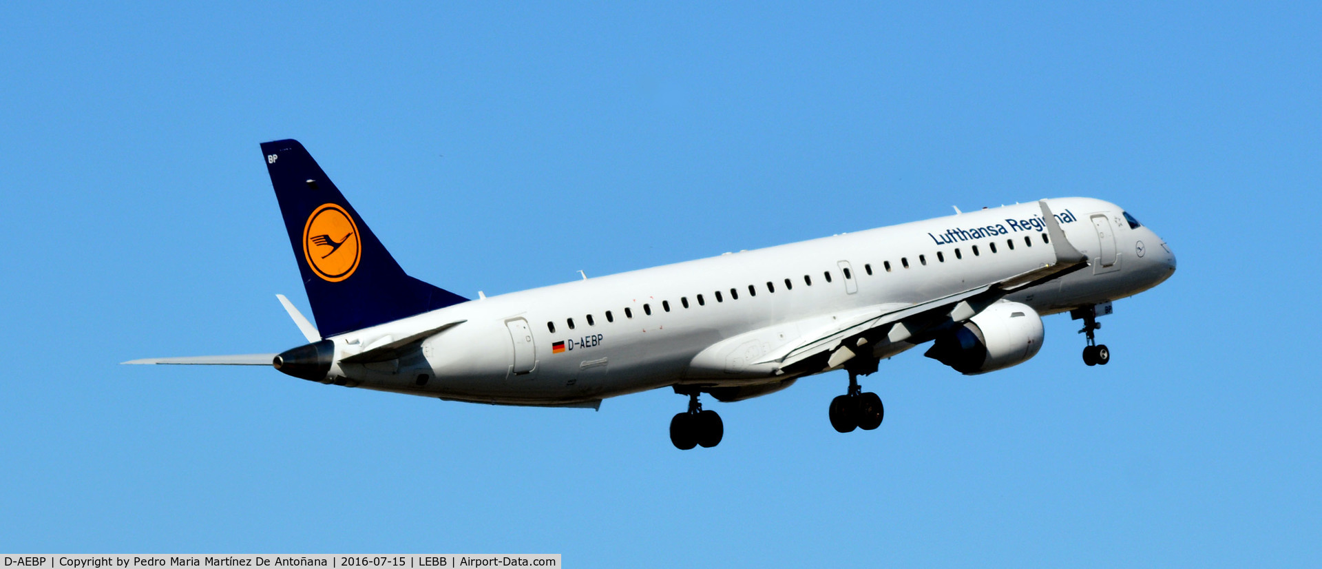 D-AEBP, 2012 Embraer 195LR (ERJ-190-200LR) C/N 19000553, Loiu - Bilbao - España