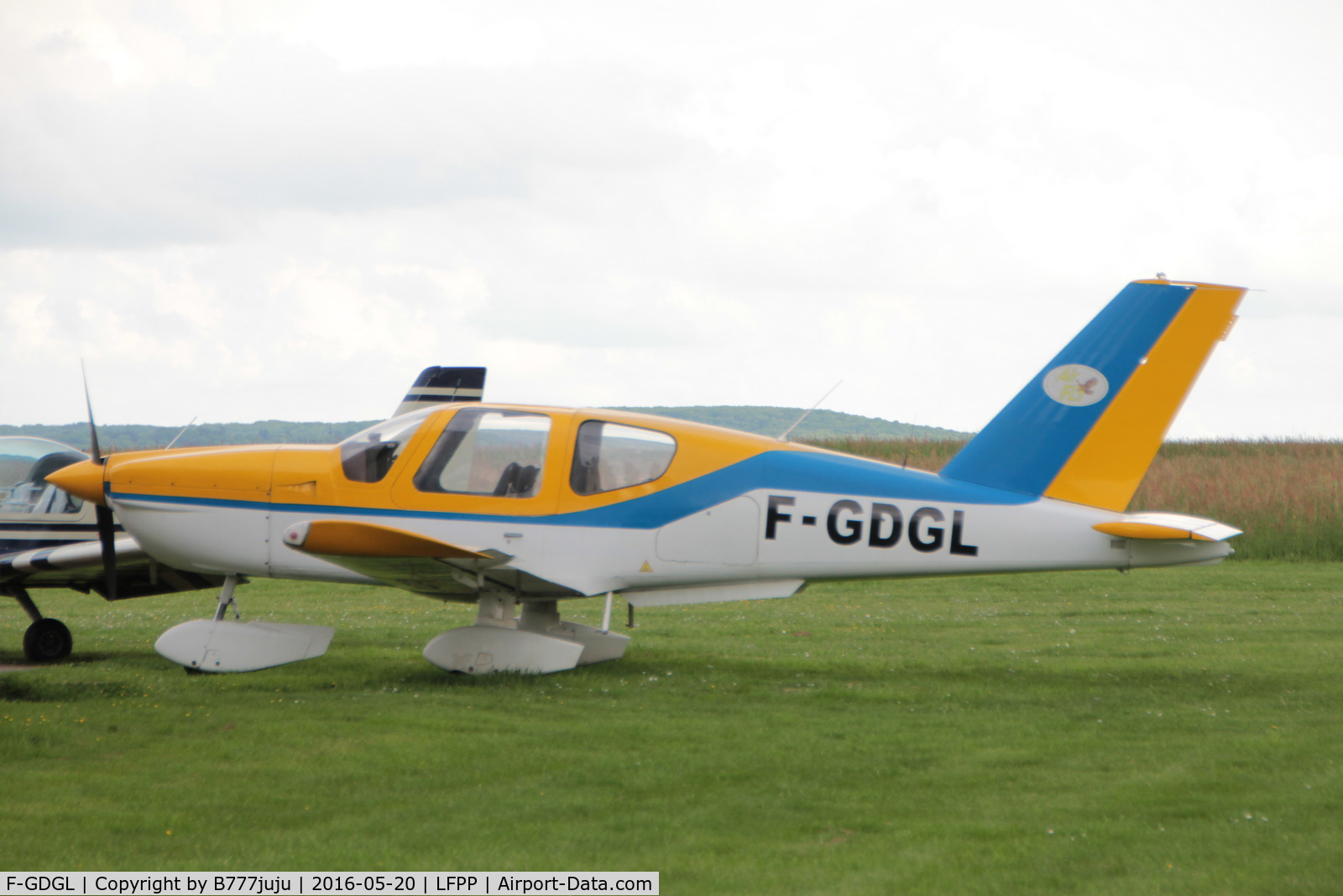 F-GDGL, Socata TB-9 C/N 359, at Le Plessis-Belleville