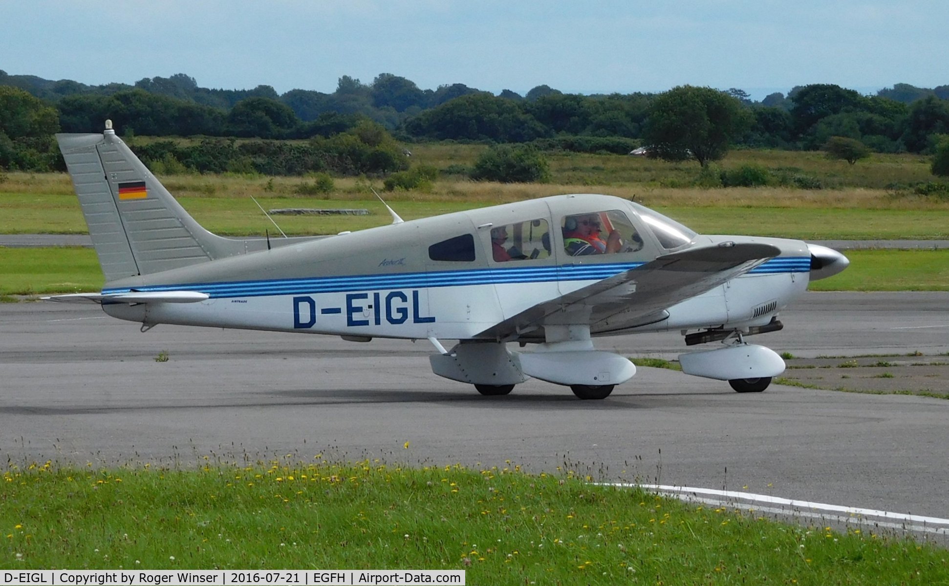 D-EIGL, Piper PA-28-181 C/N 288690009, Visiting Archer II.
