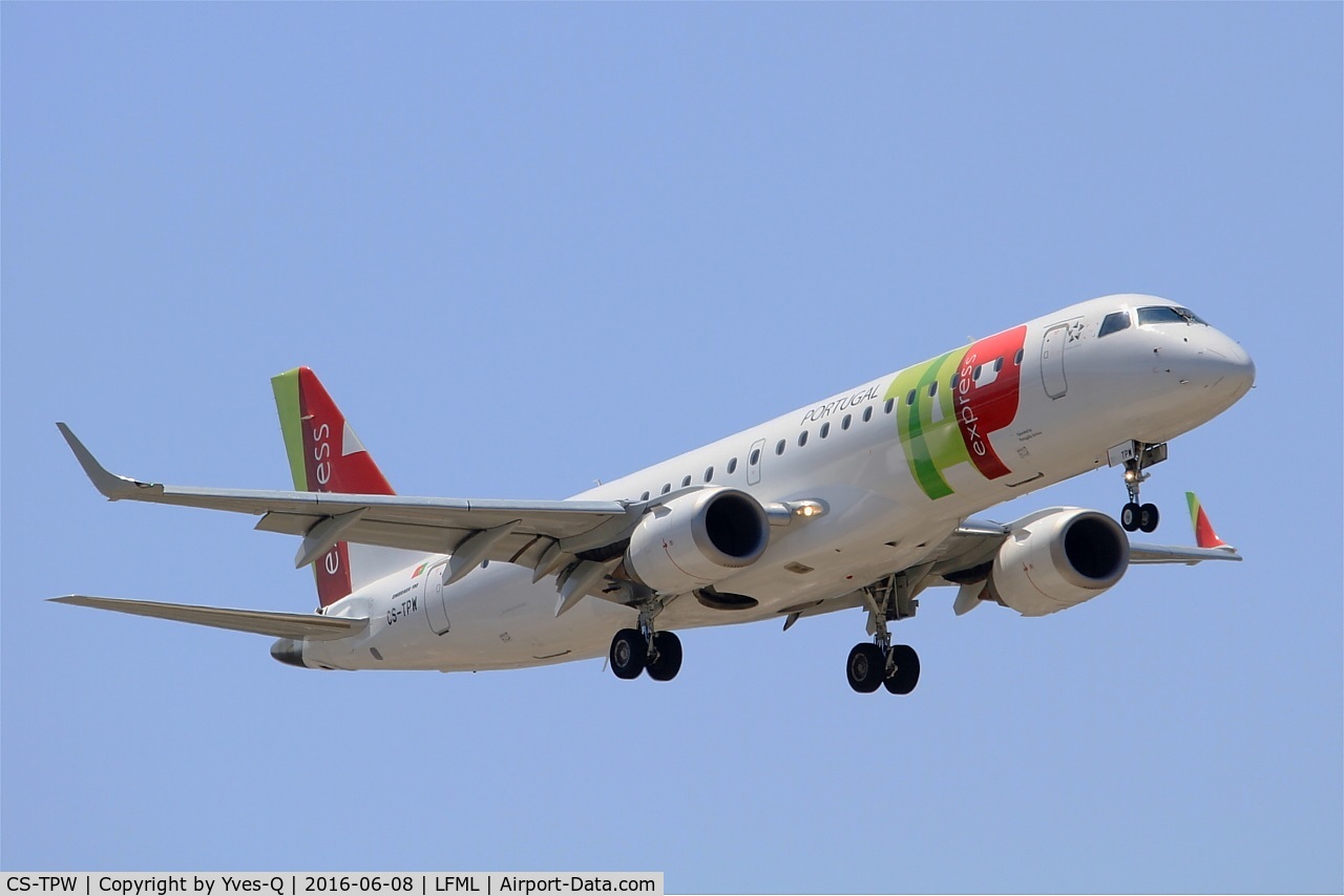 CS-TPW, 2012 Embraer 190LR (ERJ-190-100LR) C/N 19000550, Embraer ERJ-190LR, On final rwy 31R, Marseille-Provence Airport (LFML-MRS)