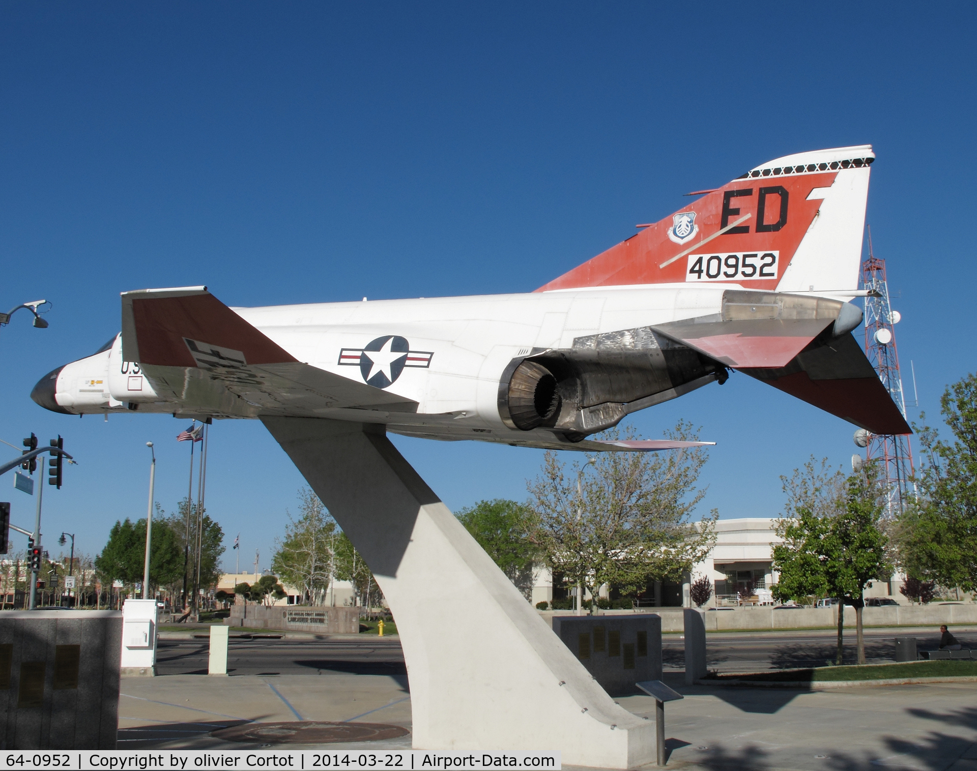 64-0952, 1964 McDonnell F-4D Phantom II C/N 1364, Near the railroad station, Lancaster.
