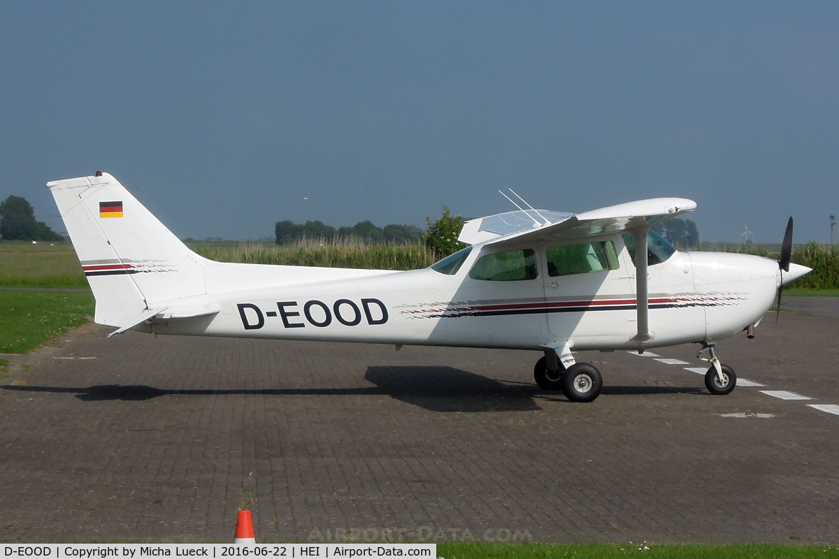 D-EOOD, Reims F172N II Skyhawk C/N F17201958, At Heide-Büsum
