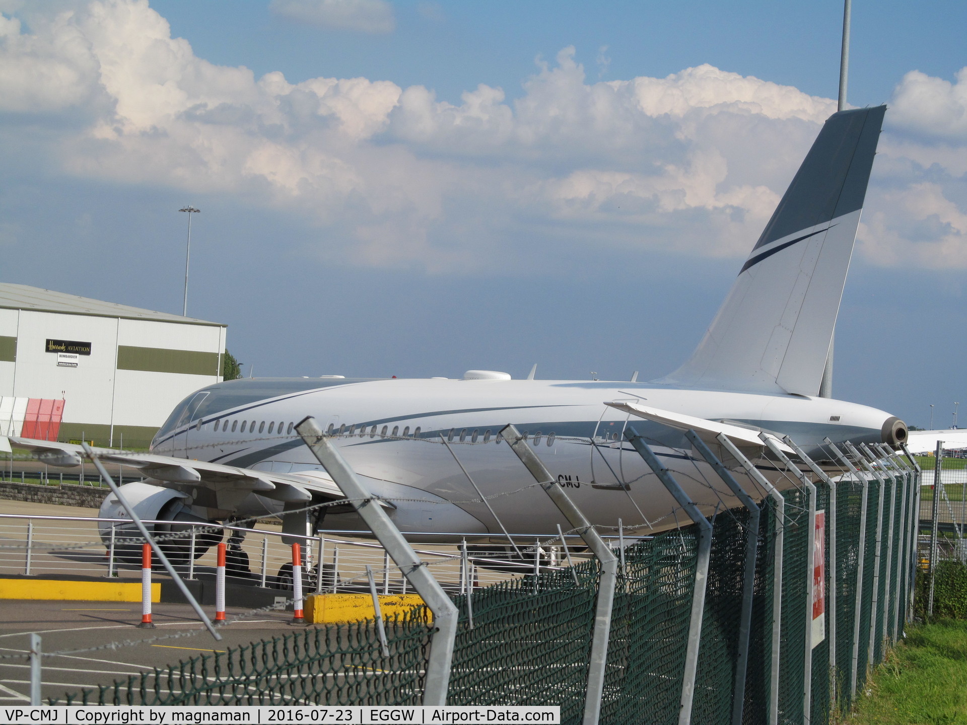 VP-CMJ, 2011 Airbus A319-111 C/N 4768, at luton