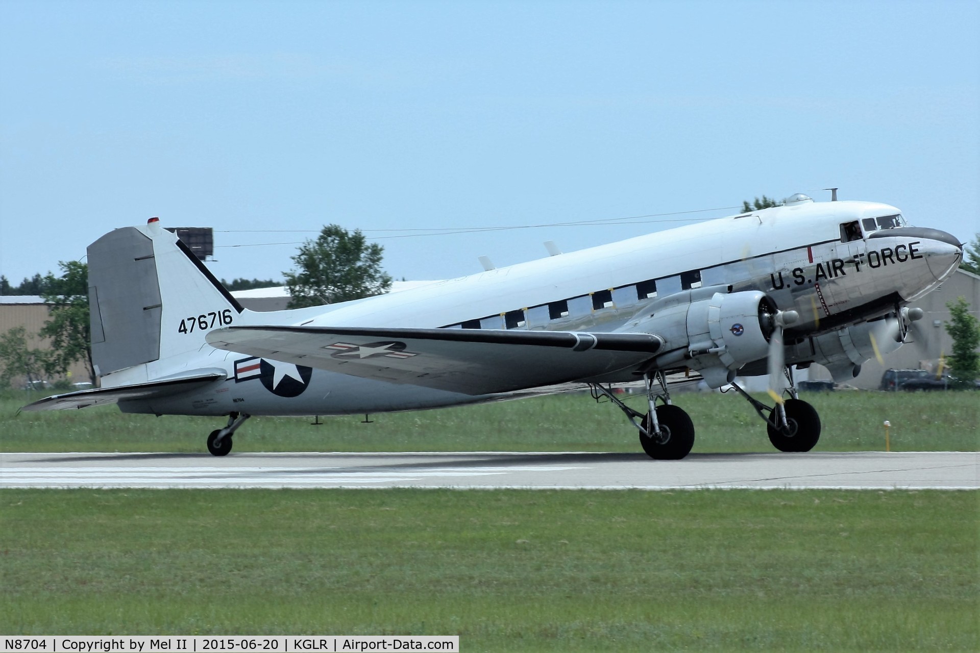 N8704, 1944 Douglas DC3C-S4C4G (TC-47B-30-DK) C/N 33048, 2015 Wings Over Gaylord Air Show