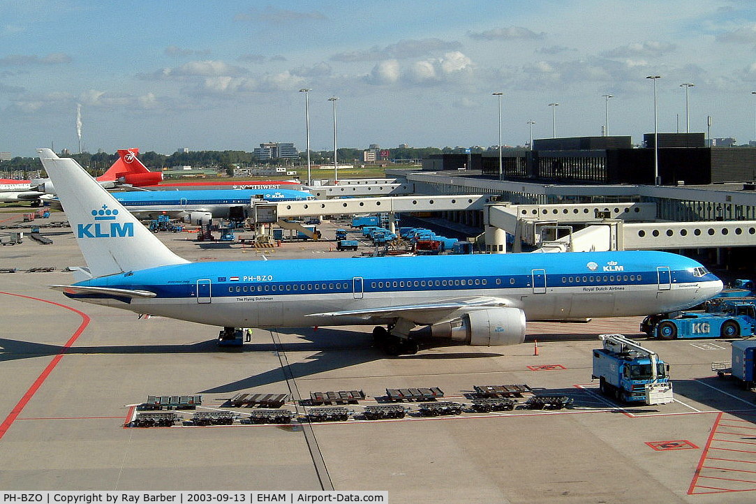 PH-BZO, 2000 Boeing 767-306/ER C/N 30393, Boeing 767-306ER [30393] (KLM-Royal Dutch Airlines) Amsterdam-Schiphol~PH 13/09/2003