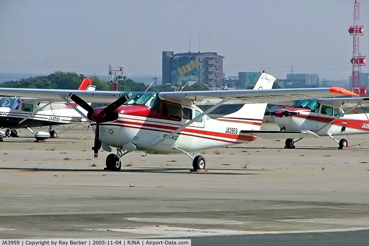 JA3959, Cessna TU206G Turbo Stationair C/N U20605024, Cessna TU.206G Turbo Stationair 6 [U206-05024] Nagoya-Chubu~JA 04/11/2005