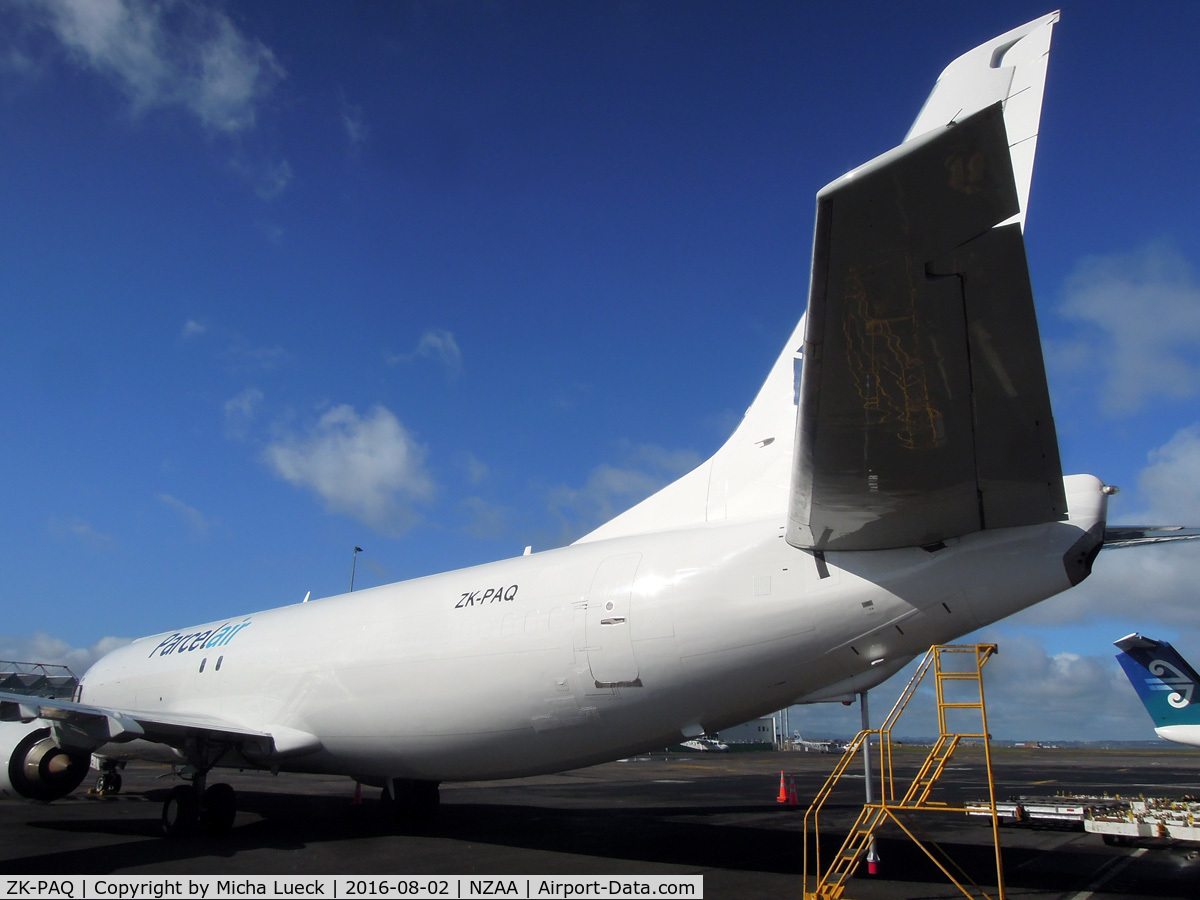 ZK-PAQ, 1992 Boeing 737-476 C/N 24443, At Auckland