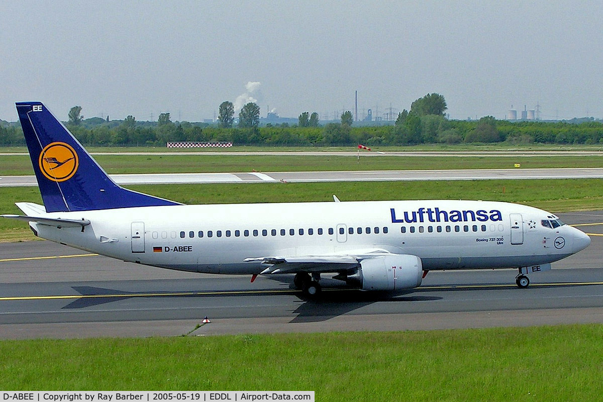 D-ABEE, 1991 Boeing 737-330 C/N 25216, Boeing 737-330 [25216] (Lufthansa) Dusseldorf~D 19/05/2005