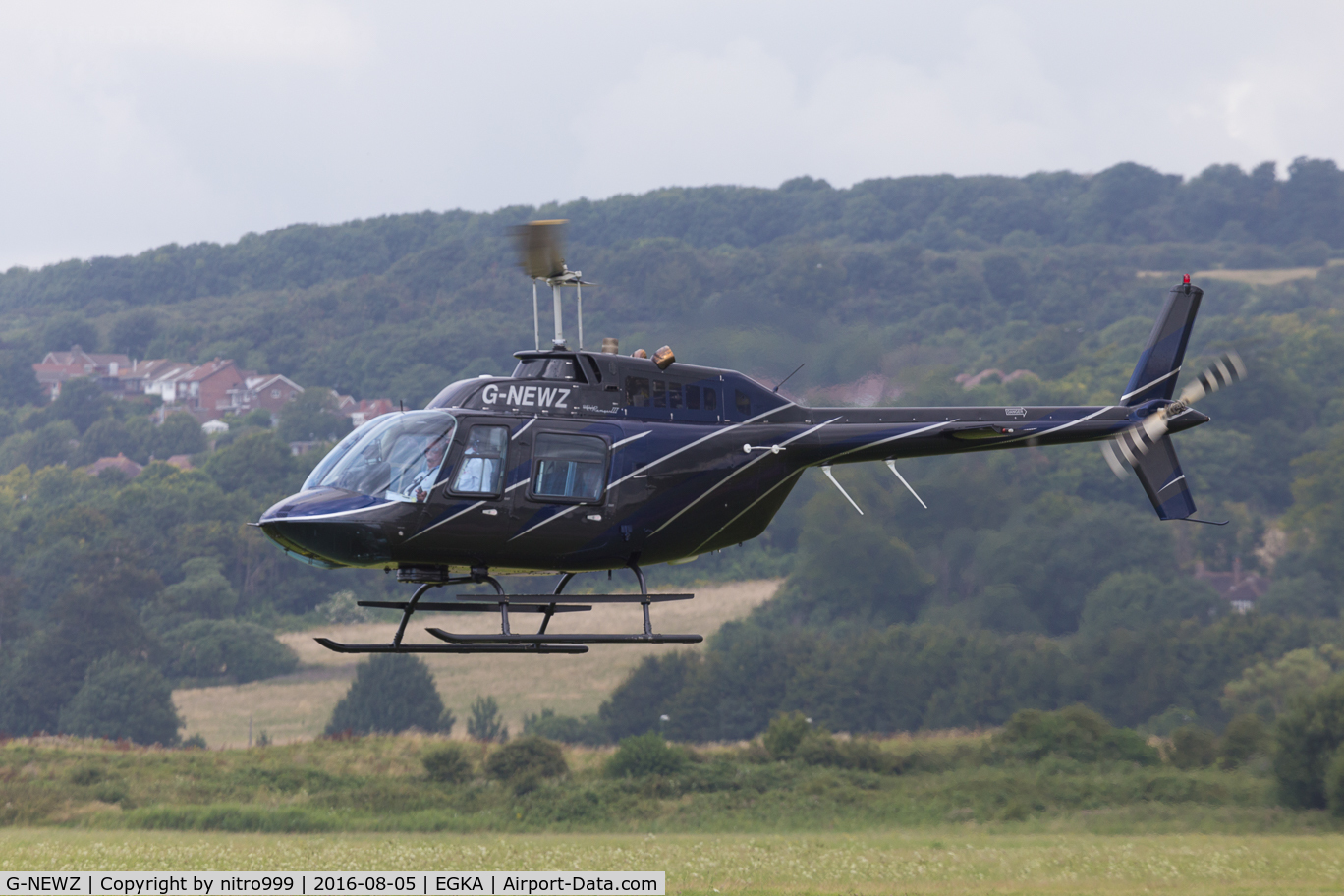 G-NEWZ, 1998 Bell 206B JetRanger III C/N 4475, At ESH