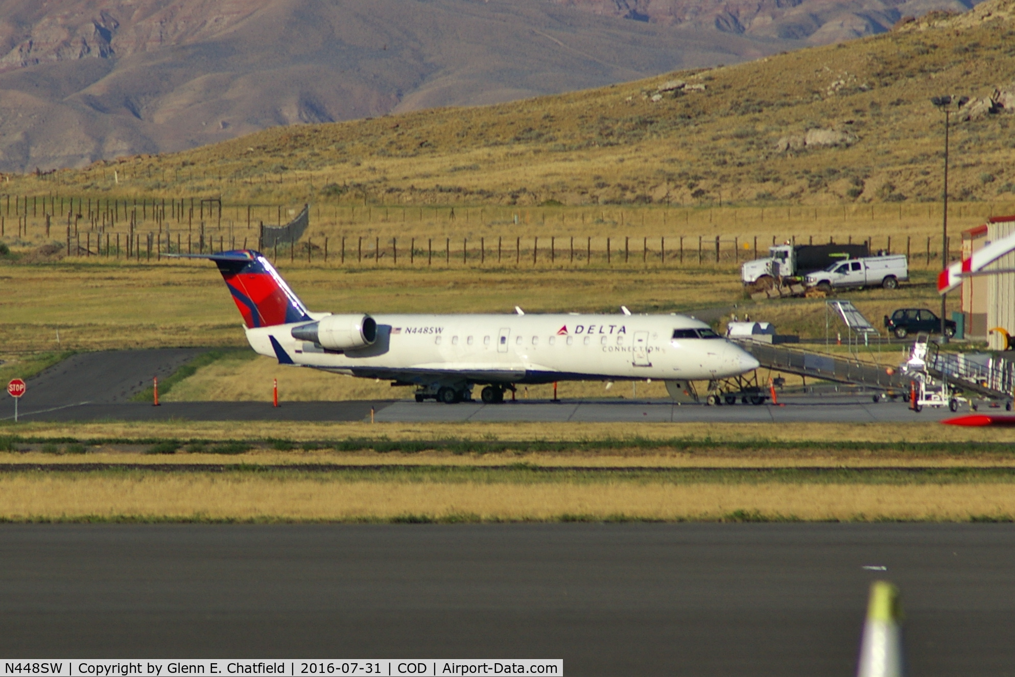 N448SW, 2002 Bombardier CRJ-200LR (CL-600-2B19) C/N 7678, Found on the ramp
