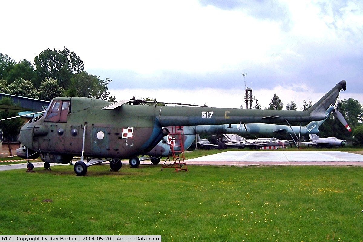 617, Mil Mi-4ME Hound C/N 06175, Mil Mi-4ME Hound [06175] (Ex Polish Air Force) Krakow Museum-Malopolskie~SP 20/05/2004