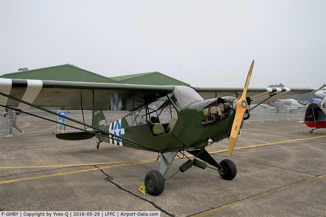 F-GHBY, 1943 Piper L-4A Grasshopper C/N 43-17737, Piper J3C-65 Cub, Static display, Creil Air Base 110(LFPC-CSF) Open day 2016
