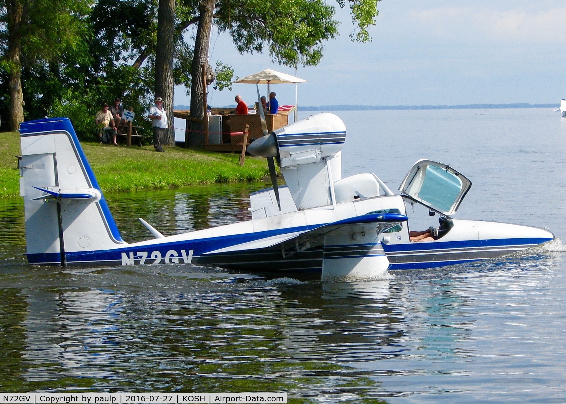 N72GV, Consolidated Aeronautics Inc. LAKE LA-4-200 C/N 1044, AirVenture 2016.