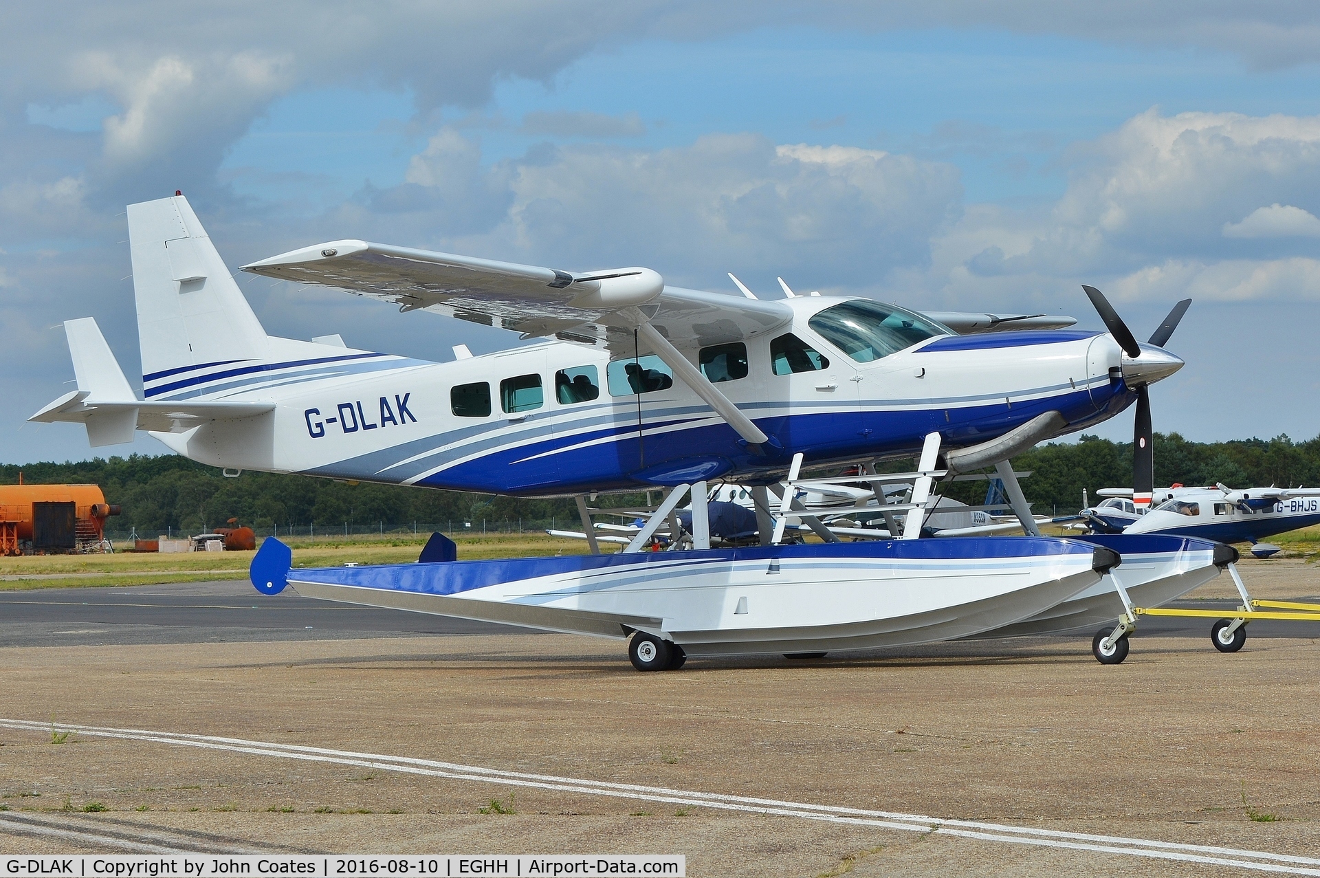 G-DLAK, 2001 Cessna 208 Caravan I C/N 20800340, Just recently repainted