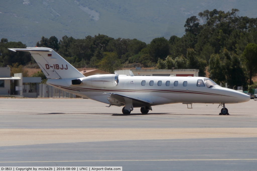 D-IBJJ, 2002 Cessna 525A CitationJet CJ2 C/N 525A-0125, Parked