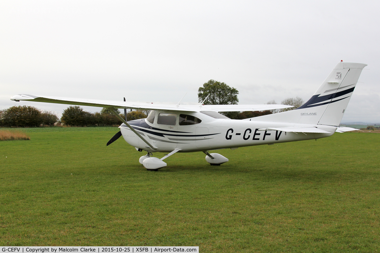 G-CEFV, 2005 Cessna 182T Skylane C/N 18281538, Cessna 182T Skylane, Fishburn Airfield, October 25th 2015.
